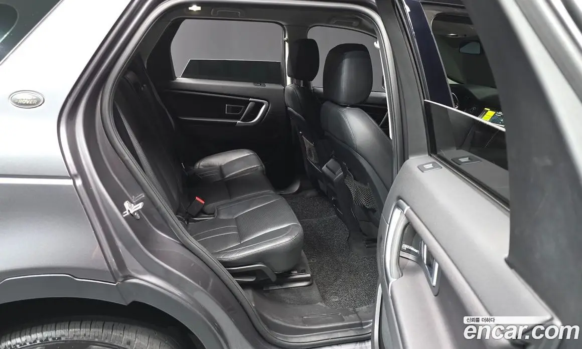 Land Rover Discovery Sport 2017 2.0 автомат (гидро), фото 18 Land Rover Discovery Sport 2017 2.0 автомат (гидро), фото 18