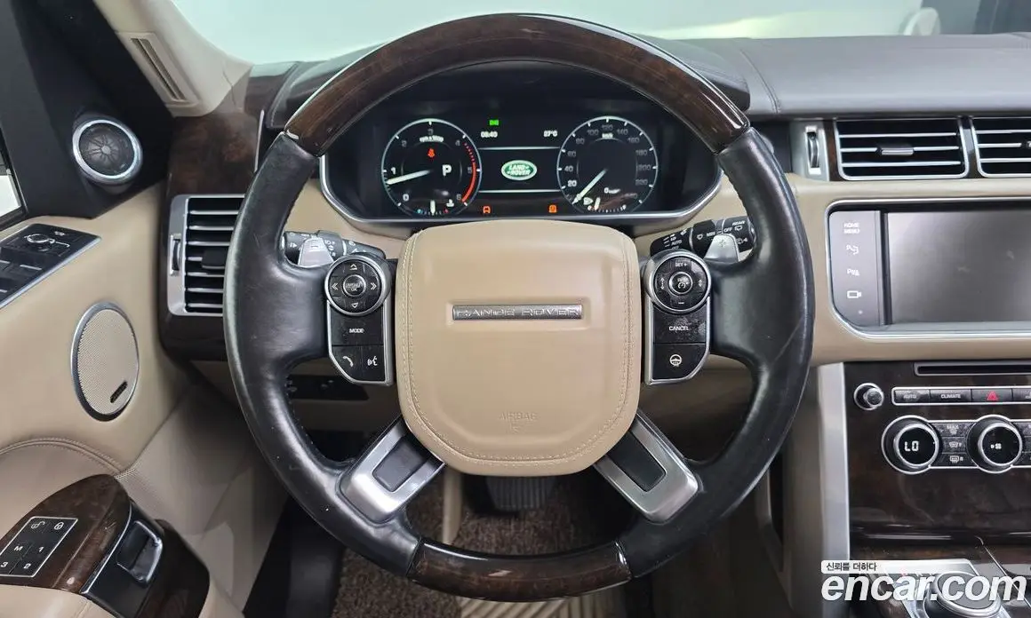 Land Rover Range Rover 2015 4.4 автомат (гидро), фото 13