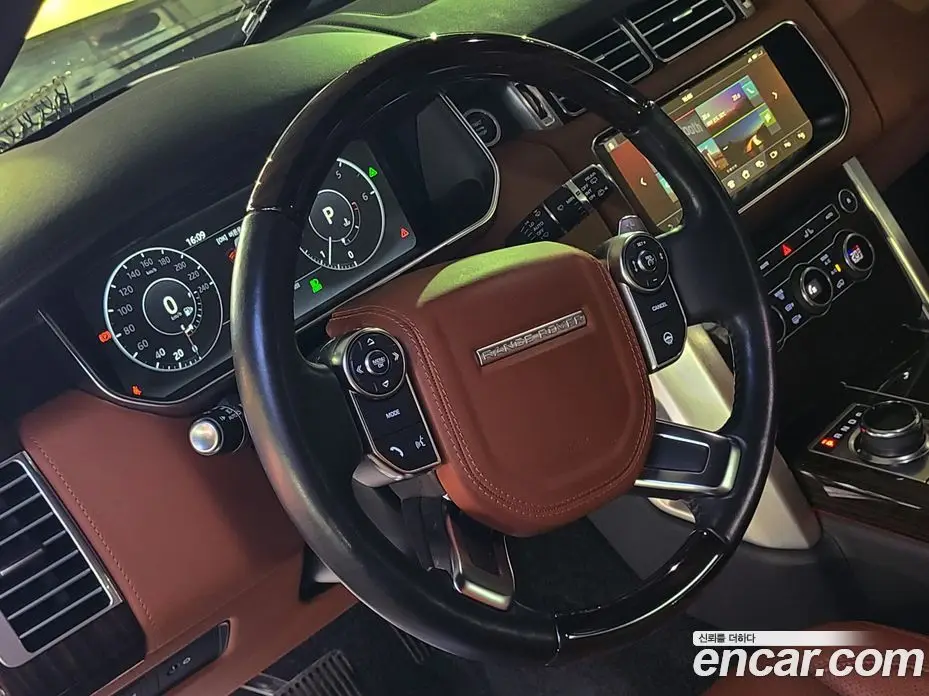 Land Rover Range Rover 2017 4.4 автомат (гидро), фото 14