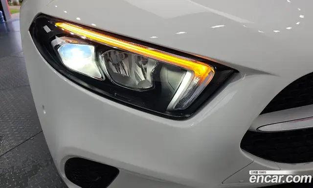 Mercedes-Benz A-Class 2021 2.0 автомат (гидро), миниатюра 7