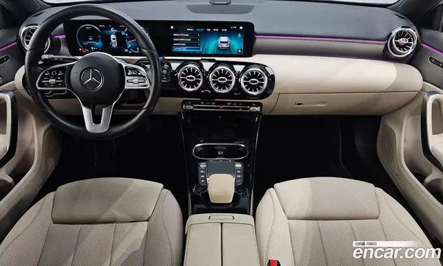 Mercedes-Benz A-Class 2021 2.0 автомат (гидро), миниатюра 9