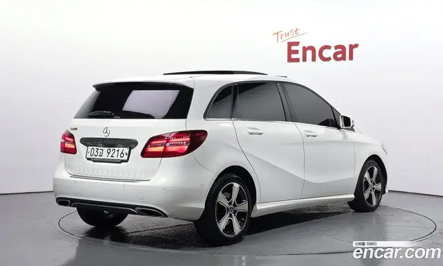 Mercedes-Benz B-Class 2018 2.0 автомат (гидро), миниатюра 2 Mercedes-Benz B-Class 2018 2.0 автомат (гидро), миниатюра 2