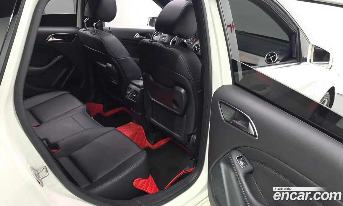 Mercedes-Benz B-Class 2018 2.0 автомат (гидро), фото 16 Mercedes-Benz B-Class 2018 2.0 автомат (гидро), фото 16