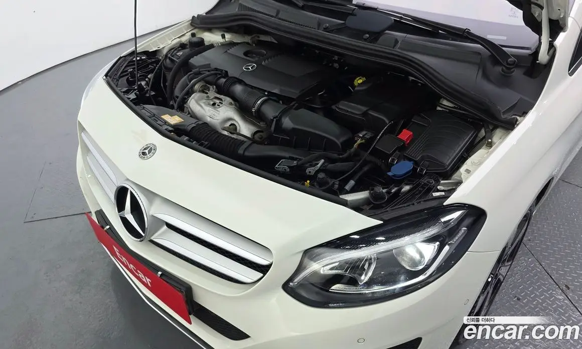 Mercedes-Benz B-Class 2018 2.0 автомат (гидро), фото 6 Mercedes-Benz B-Class 2018 2.0 автомат (гидро), фото 6