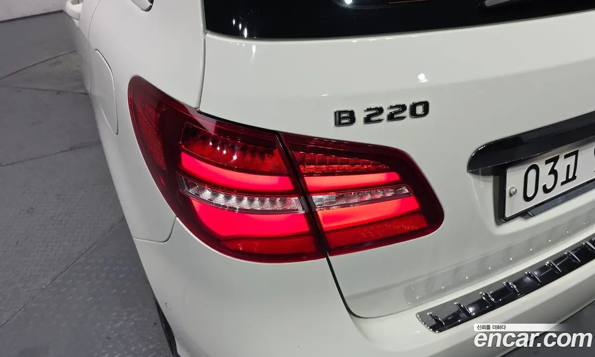 Mercedes-Benz B-Class 2018 2.0 автомат (гидро), фото 9 Mercedes-Benz B-Class 2018 2.0 автомат (гидро), фото 9