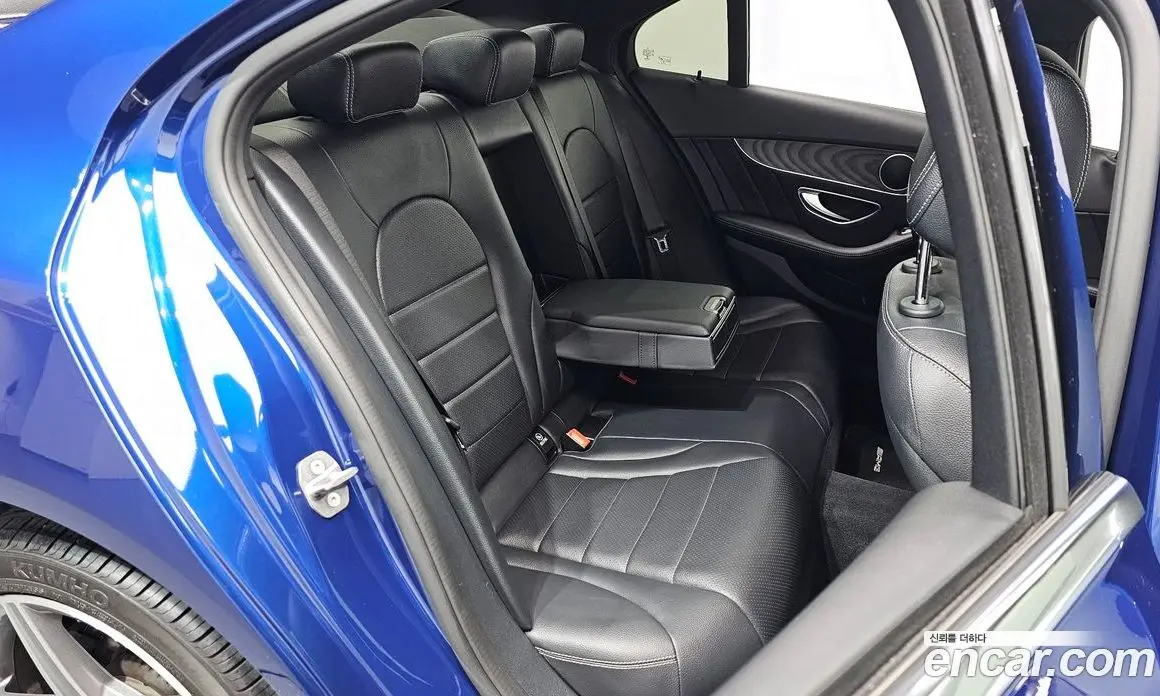 Mercedes-Benz C-Class 2018 2.0 автомат (гидро), фото 16