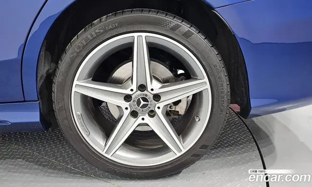 Mercedes-Benz C-Class 2018 2.0 автомат (гидро), миниатюра 7