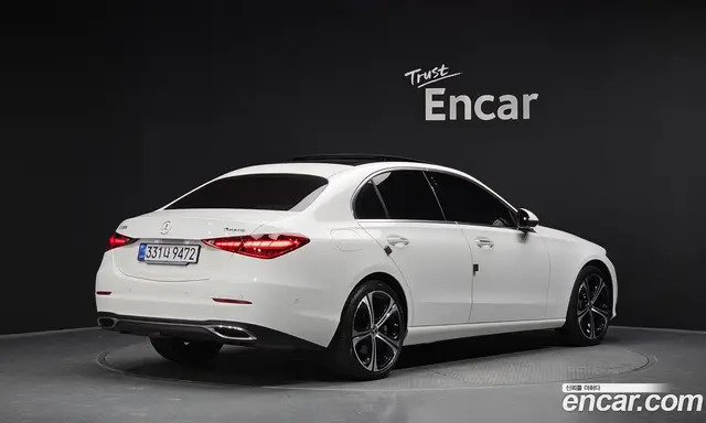 Mercedes-Benz C-Class 2023 2.0 автомат (гидро), миниатюра 2