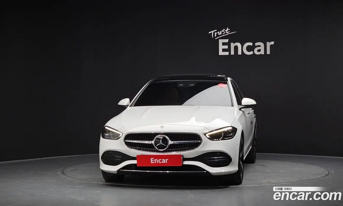 Mercedes-Benz C-Class 2023 2.0 автомат (гидро), фото 3