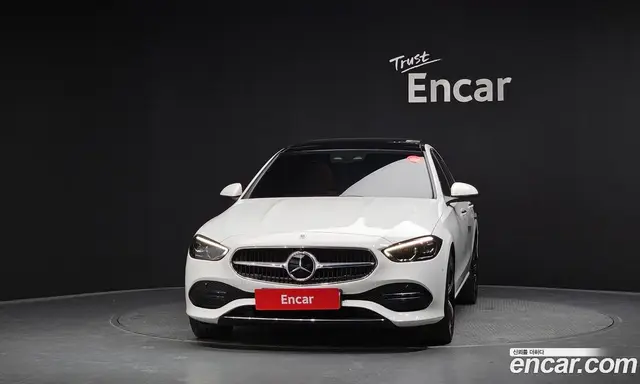 Mercedes-Benz C-Class 2023 2.0 автомат (гидро), миниатюра 3