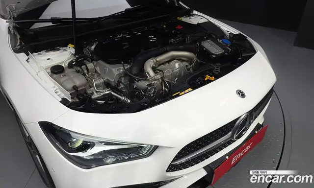 Mercedes-Benz CLA-Class 2025 2.0 автомат (гидро), миниатюра 6
