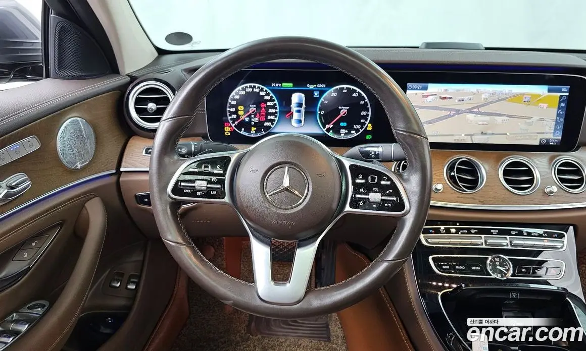 Mercedes-Benz E-Class 2019 2.0 автомат (гидро), фото 19 Mercedes-Benz E-Class 2019 2.0 автомат (гидро), фото 19