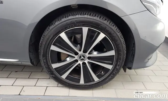Mercedes-Benz E-Class 2019 2.0 автомат (гидро), миниатюра 7 Mercedes-Benz E-Class 2019 2.0 автомат (гидро), миниатюра 7