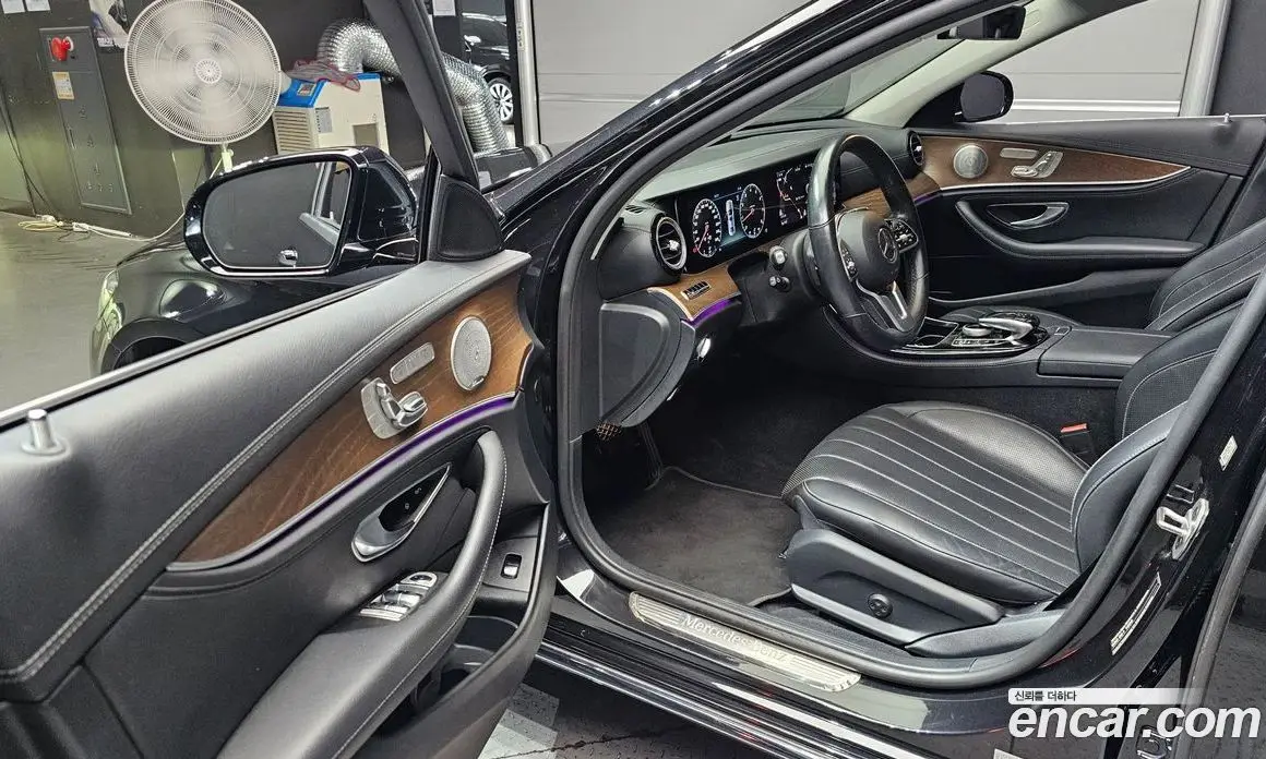 Mercedes-Benz E-Class 2019 2.0 автомат (гидро), фото 13 Mercedes-Benz E-Class 2019 2.0 автомат (гидро), фото 13