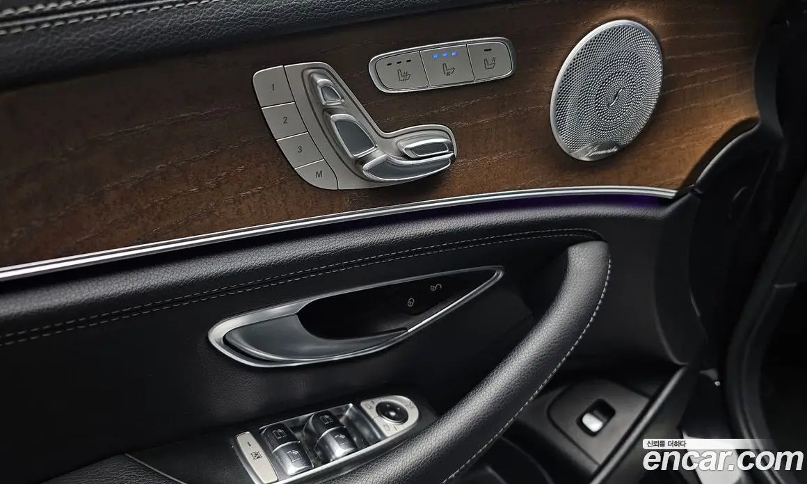 Mercedes-Benz E-Class 2019 2.0 автомат (гидро), фото 14 Mercedes-Benz E-Class 2019 2.0 автомат (гидро), фото 14
