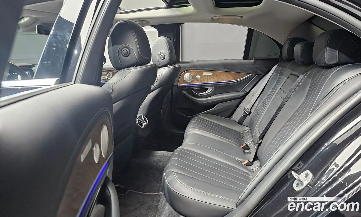 Mercedes-Benz E-Class 2019 2.0 автомат (гидро), фото 17 Mercedes-Benz E-Class 2019 2.0 автомат (гидро), фото 17