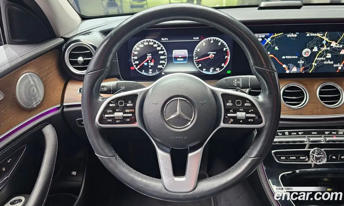 Mercedes-Benz E-Class 2019 2.0 автомат (гидро), фото 19 Mercedes-Benz E-Class 2019 2.0 автомат (гидро), фото 19