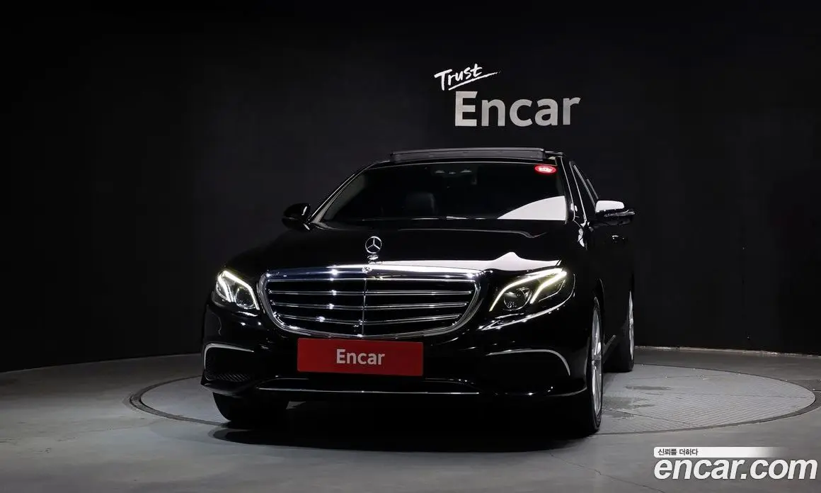 Mercedes-Benz E-Class 2019 2.0 автомат (гидро), фото 3 Mercedes-Benz E-Class 2019 2.0 автомат (гидро), фото 3