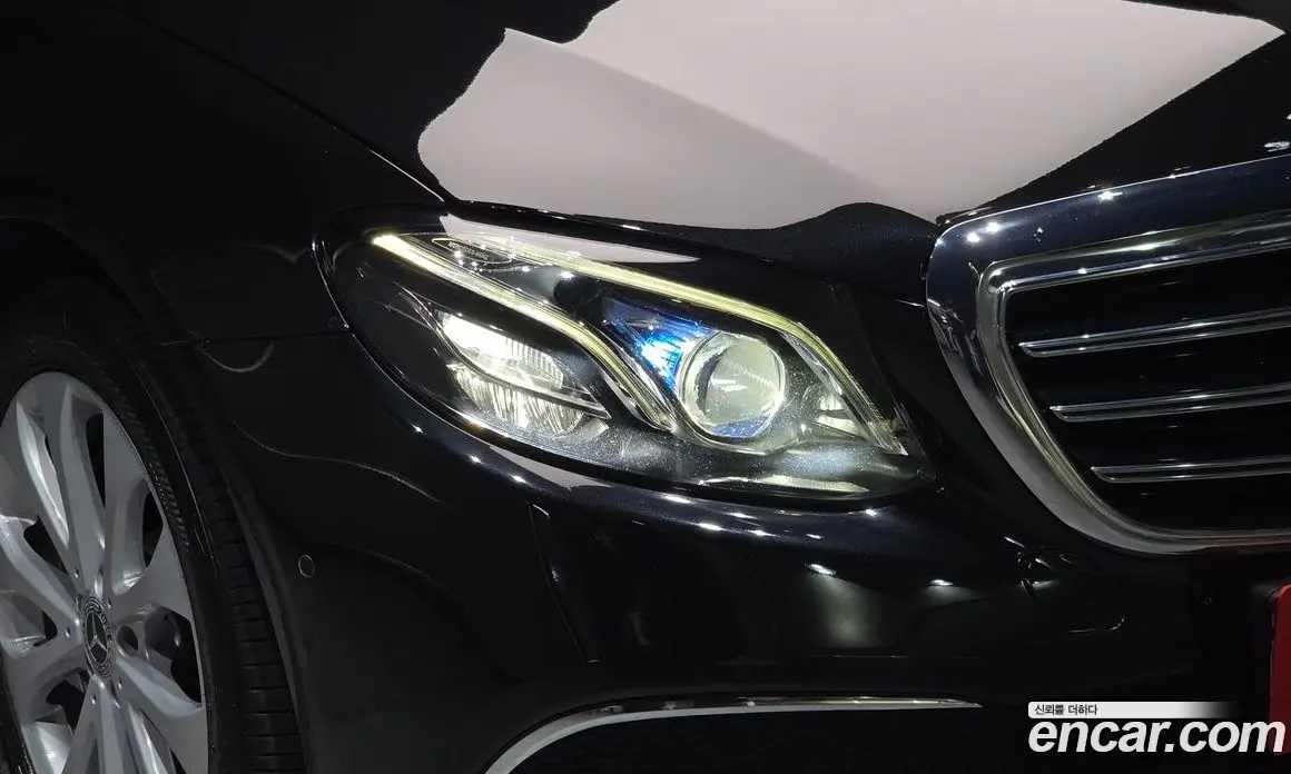 Mercedes-Benz E-Class 2019 2.0 автомат (гидро), фото 8 Mercedes-Benz E-Class 2019 2.0 автомат (гидро), фото 8