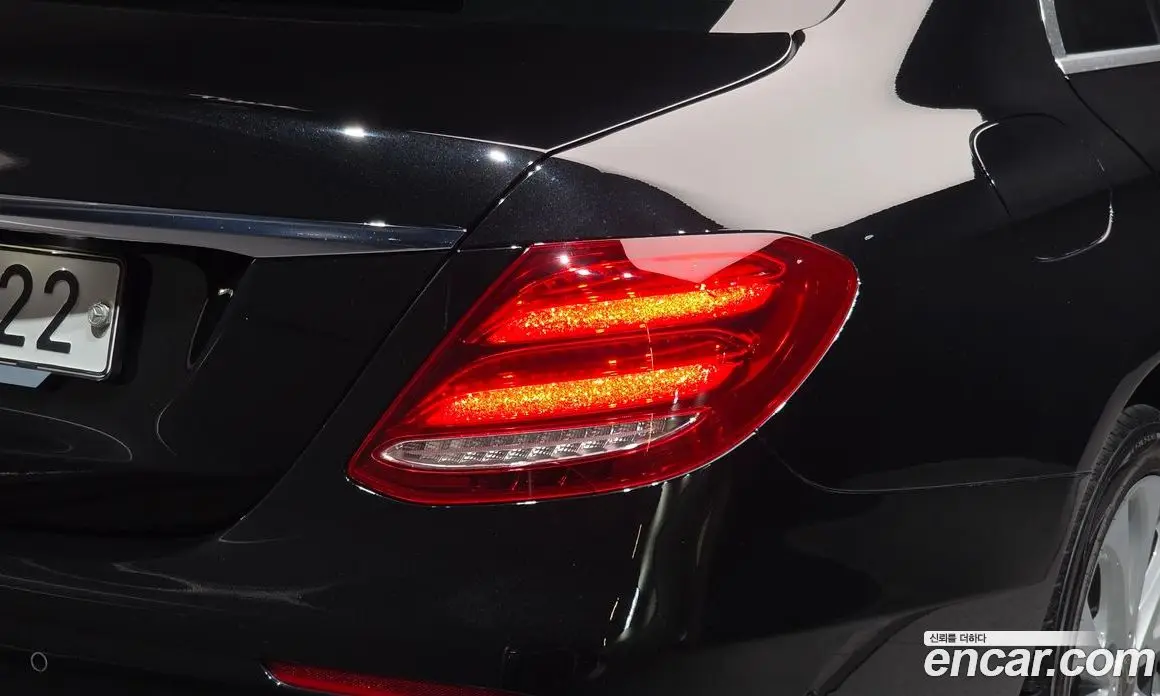 Mercedes-Benz E-Class 2019 2.0 автомат (гидро), фото 9 Mercedes-Benz E-Class 2019 2.0 автомат (гидро), фото 9