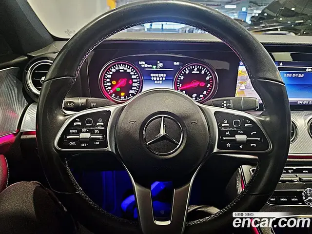 Mercedes-Benz E-Class 2020 2.0 автомат (гидро), миниатюра 8