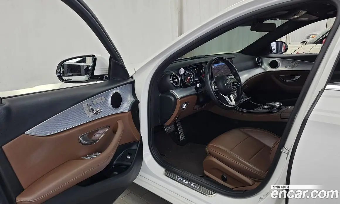 Mercedes-Benz E-Class 2020 2.0 автомат (гидро), фото 13