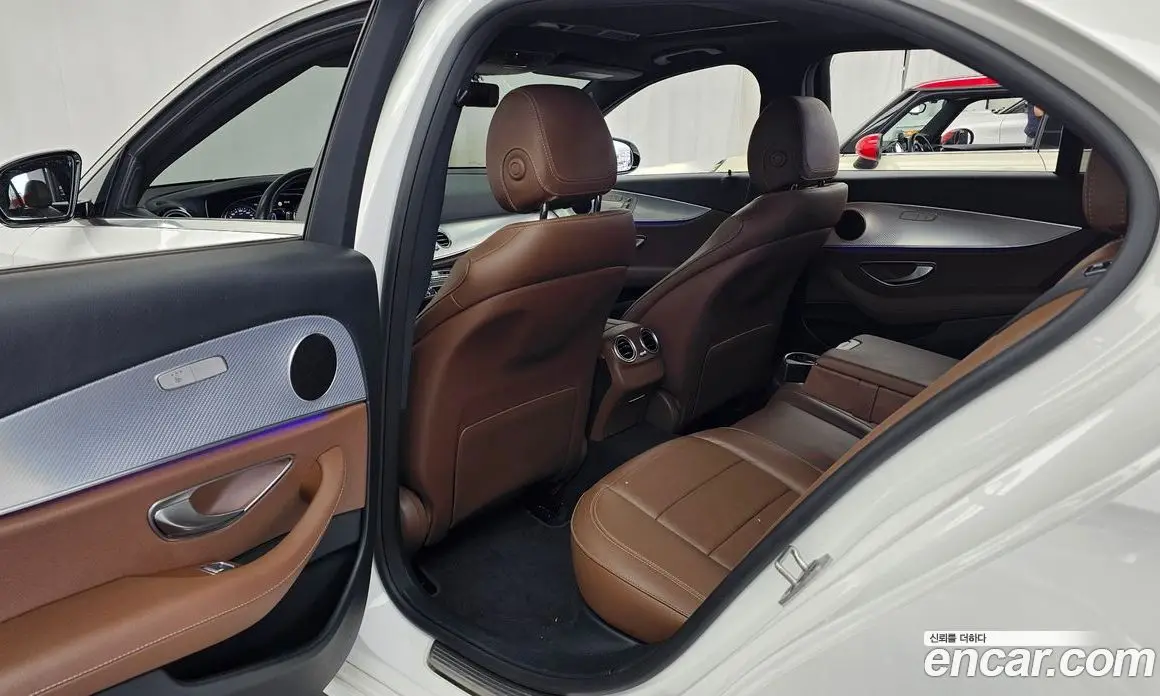 Mercedes-Benz E-Class 2020 2.0 автомат (гидро), фото 16