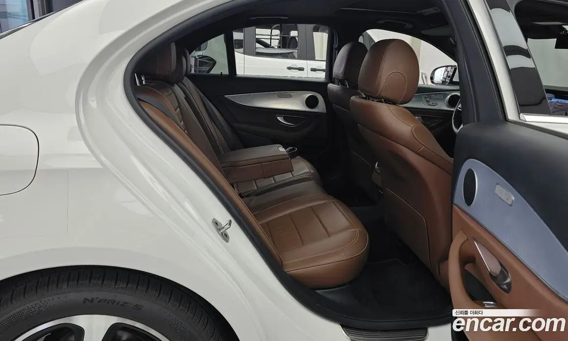 Mercedes-Benz E-Class 2020 2.0 автомат (гидро), фото 18