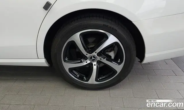 Mercedes-Benz E-Class 2020 2.0 автомат (гидро), миниатюра 7