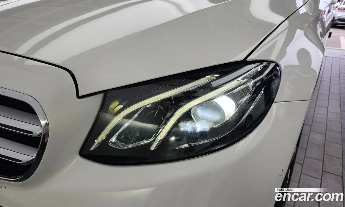 Mercedes-Benz E-Class 2020 2.0 автомат (гидро), фото 8