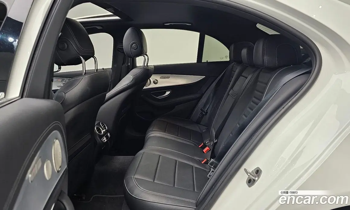 Mercedes-Benz E-Class 2021 2.0 автомат (гидро), фото 18