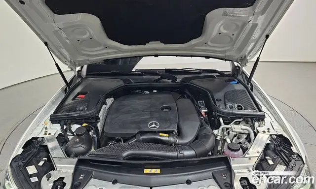 Mercedes-Benz E-Class 2021 2.0 автомат (гидро), миниатюра 6