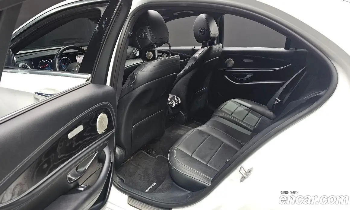 Mercedes-Benz E-Class 2021 1.9 автомат (гидро), фото 17 Mercedes-Benz E-Class 2021 1.9 автомат (гидро), фото 17
