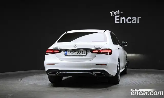 Mercedes-Benz E-Class 2021 1.9 автомат (гидро), миниатюра 4 Mercedes-Benz E-Class 2021 1.9 автомат (гидро), миниатюра 4