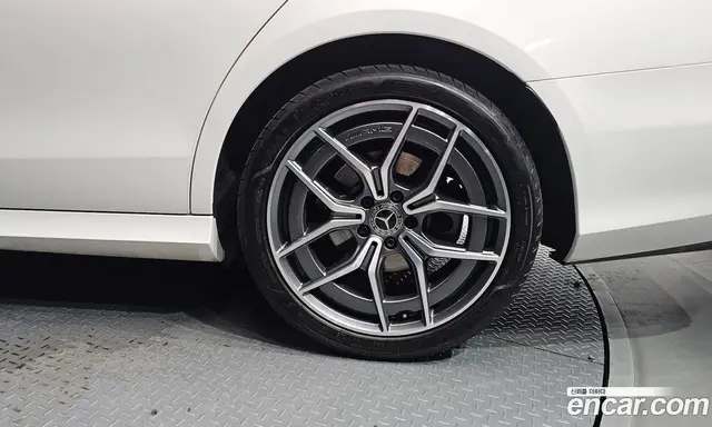 Mercedes-Benz E-Class 2021 1.9 автомат (гидро), миниатюра 7 Mercedes-Benz E-Class 2021 1.9 автомат (гидро), миниатюра 7