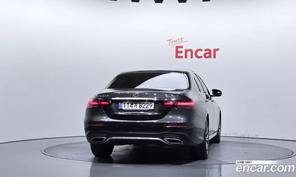 Mercedes-Benz E-Class 2021 1.9 автомат (гидро), фото 3 Mercedes-Benz E-Class 2021 1.9 автомат (гидро), фото 3