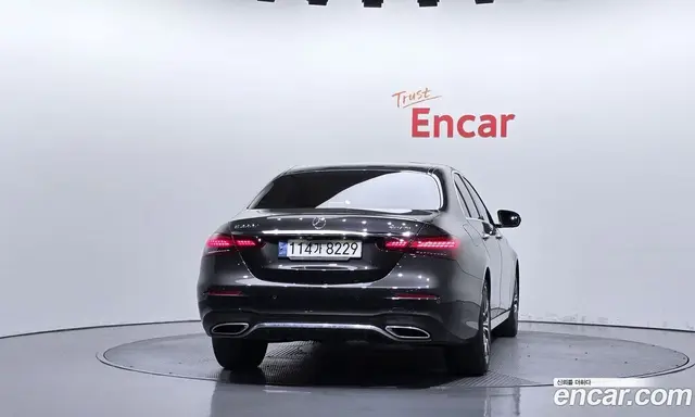 Mercedes-Benz E-Class 2021 1.9 автомат (гидро), миниатюра 3 Mercedes-Benz E-Class 2021 1.9 автомат (гидро), миниатюра 3