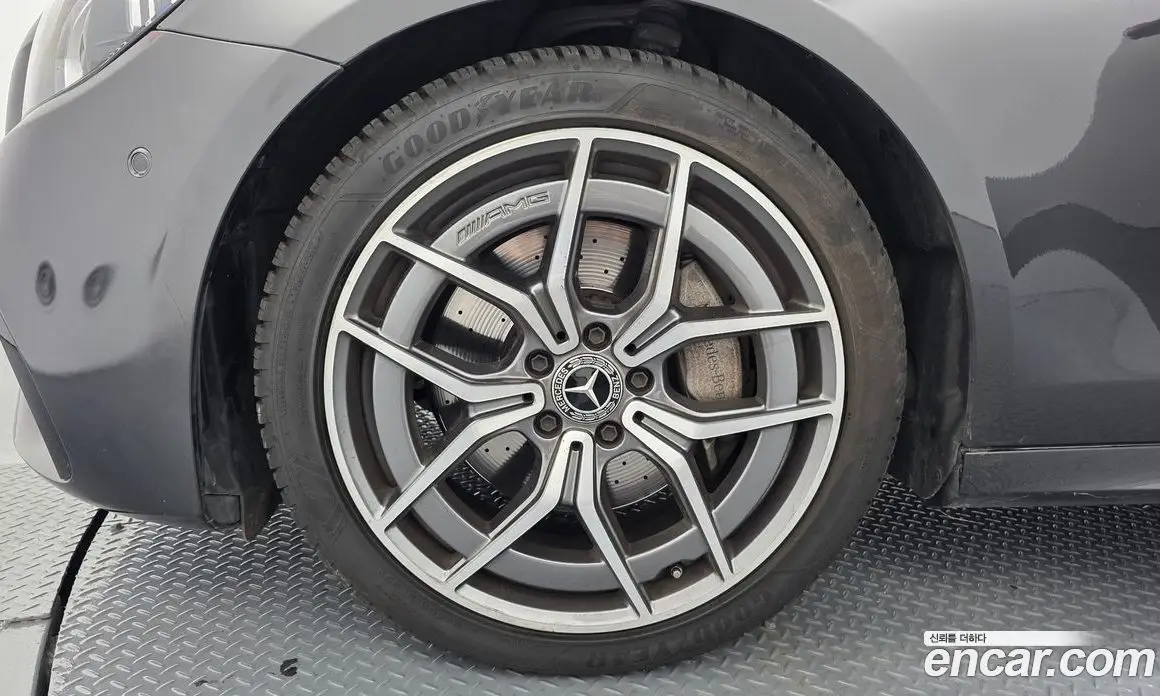Mercedes-Benz E-Class 2021 1.9 автомат (гидро), фото 4 Mercedes-Benz E-Class 2021 1.9 автомат (гидро), фото 4