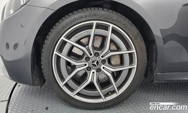 Mercedes-Benz E-Class 2021 1.9 автомат (гидро), миниатюра 4 Mercedes-Benz E-Class 2021 1.9 автомат (гидро), миниатюра 4