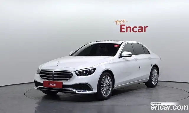 Mercedes-Benz E-Class, 2022, 27 086 км