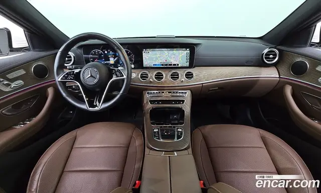 Mercedes-Benz E-Class 2022 2.0 автомат (гидро), миниатюра 10