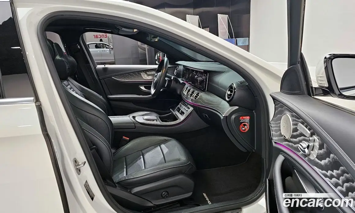 Mercedes-Benz E-Class 2022 2.0 автомат (гидро), фото 16 Mercedes-Benz E-Class 2022 2.0 автомат (гидро), фото 16