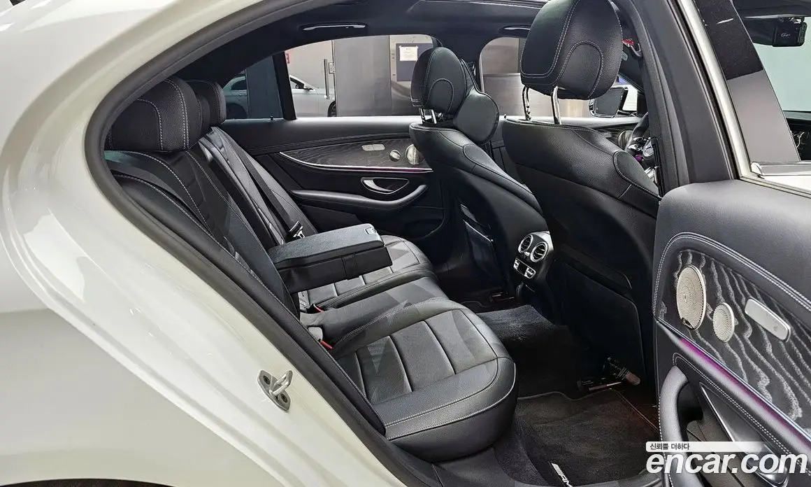 Mercedes-Benz E-Class 2022 2.0 автомат (гидро), фото 17 Mercedes-Benz E-Class 2022 2.0 автомат (гидро), фото 17