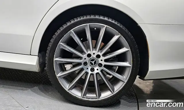 Mercedes-Benz E-Class 2022 2.0 автомат (гидро), миниатюра 7 Mercedes-Benz E-Class 2022 2.0 автомат (гидро), миниатюра 7