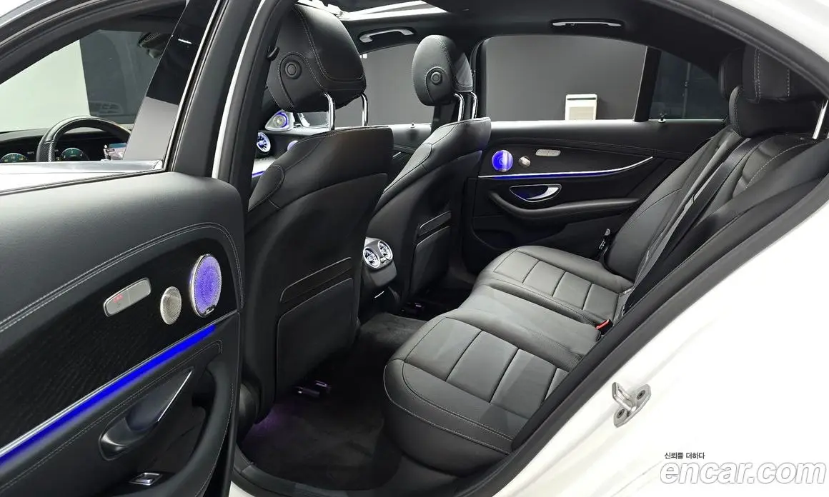 Mercedes-Benz E-Class 2022 1.9 автомат (гидро), фото 11