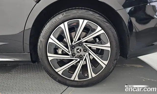 Mercedes-Benz E-Class 2024 2.0 автомат (гидро), миниатюра 7 Mercedes-Benz E-Class 2024 2.0 автомат (гидро), миниатюра 7