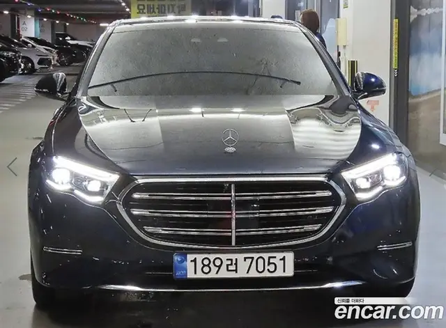 Mercedes-Benz E-Class 2024 2.0 автомат (гидро), миниатюра 2