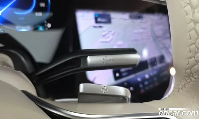 Mercedes-Benz EQS 2023 0.3 автомат (гидро), миниатюра 12
