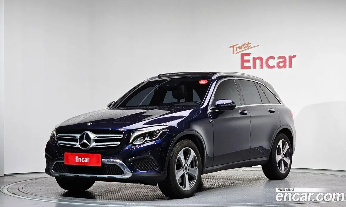 Mercedes-Benz GLC-Class 2017 2.1 автомат (гидро), фото 1 Mercedes-Benz GLC-Class 2017 2.1 автомат (гидро), фото 1