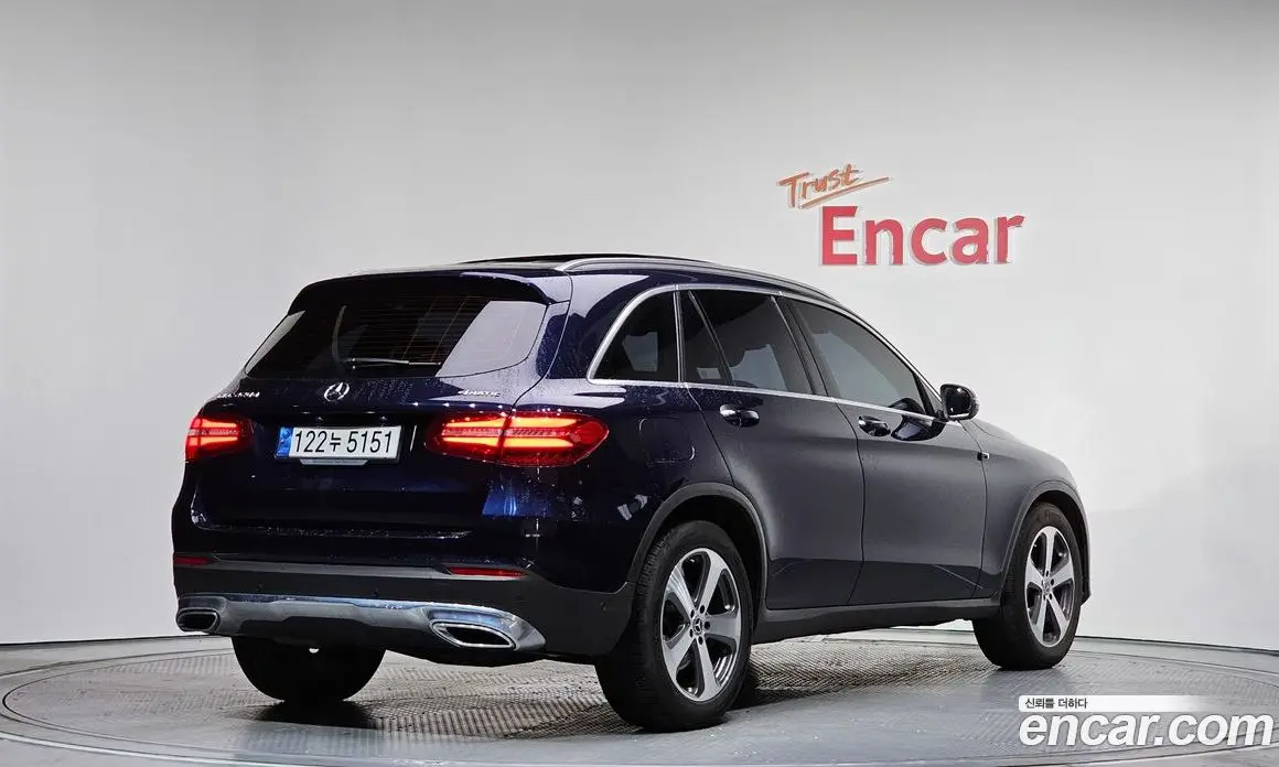 Mercedes-Benz GLC-Class 2017 2.1 автомат (гидро), фото 2 Mercedes-Benz GLC-Class 2017 2.1 автомат (гидро), фото 2